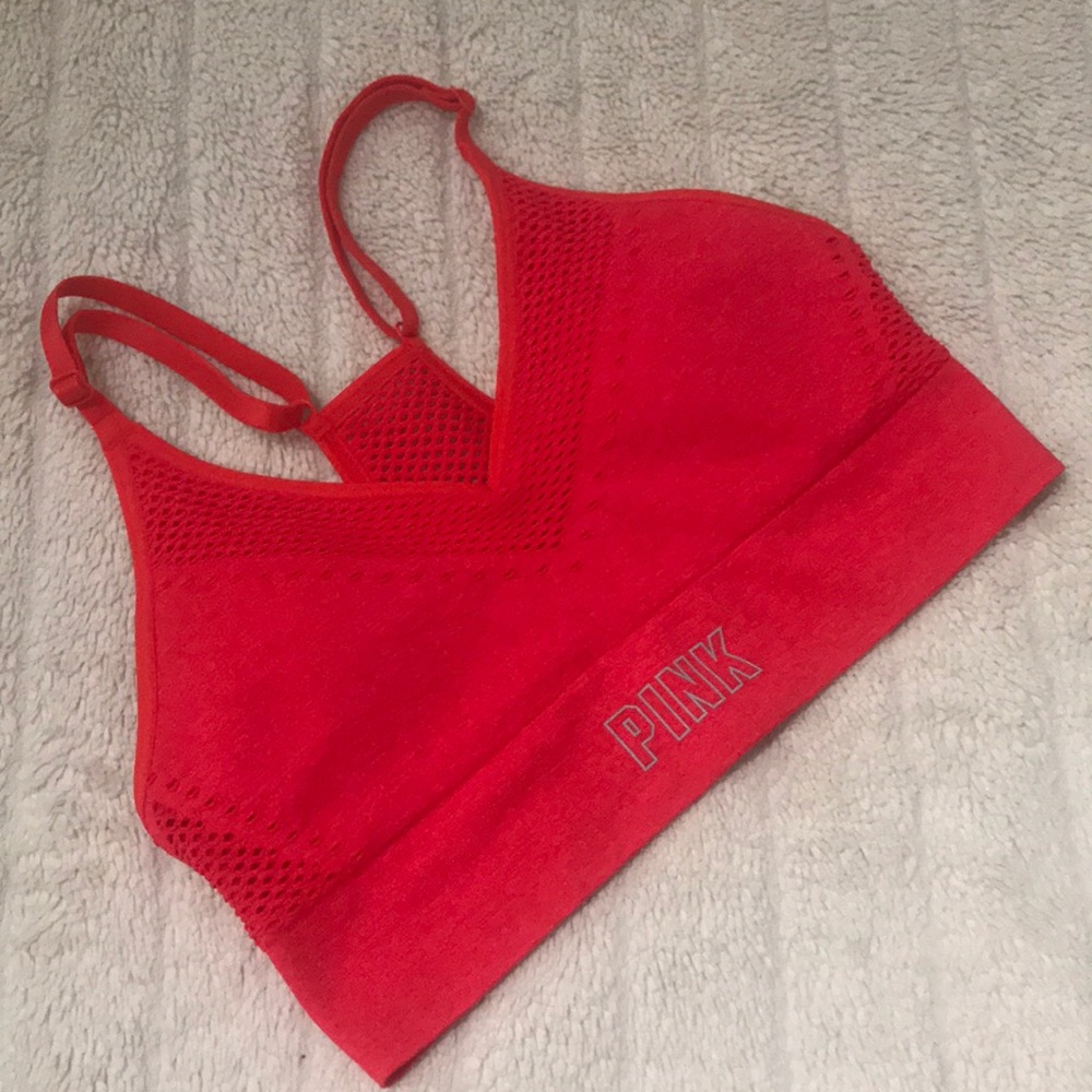 NWOT PINK VS Active Bright Pink Seamless Lightly Lined Sports Bra